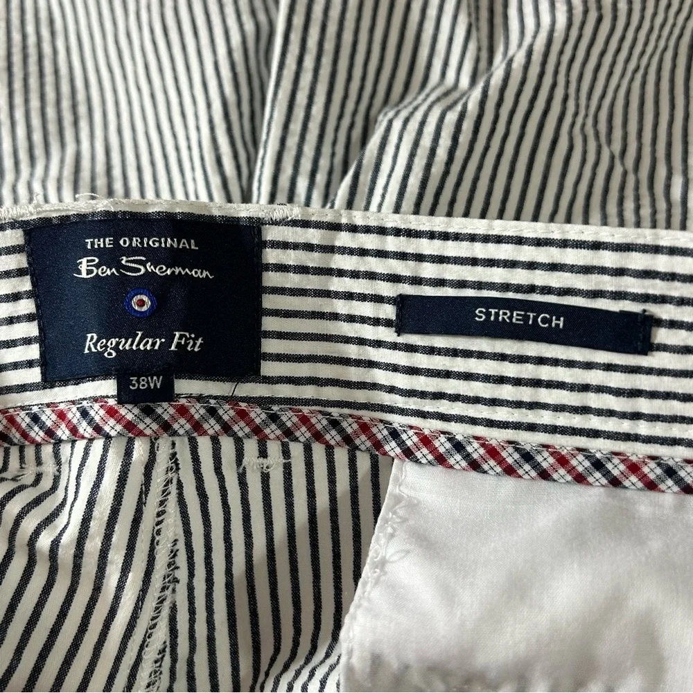 Ben Sherman Men's Striped Flat Front Shorts. Seersucker. Stretch Regular Fit 38W